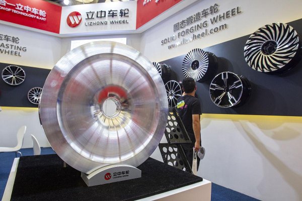 东南配资 Alc与Zlc底板区别解析：材料特性与应用场景全揭秘